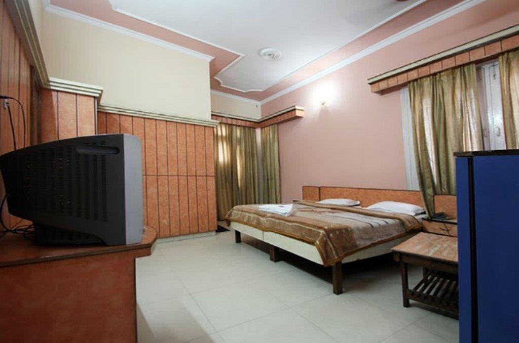 Hotel Midtown Haridwar Exterior photo